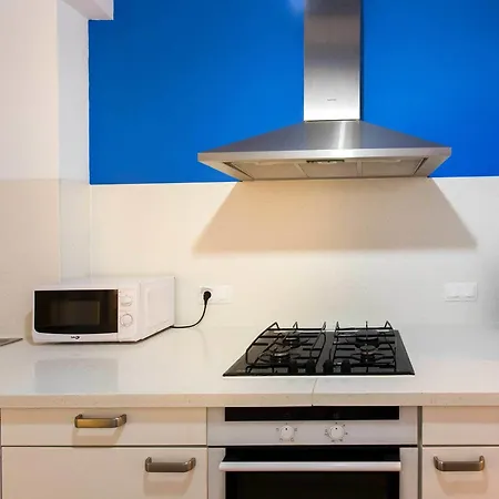 Total Blue Apartment *